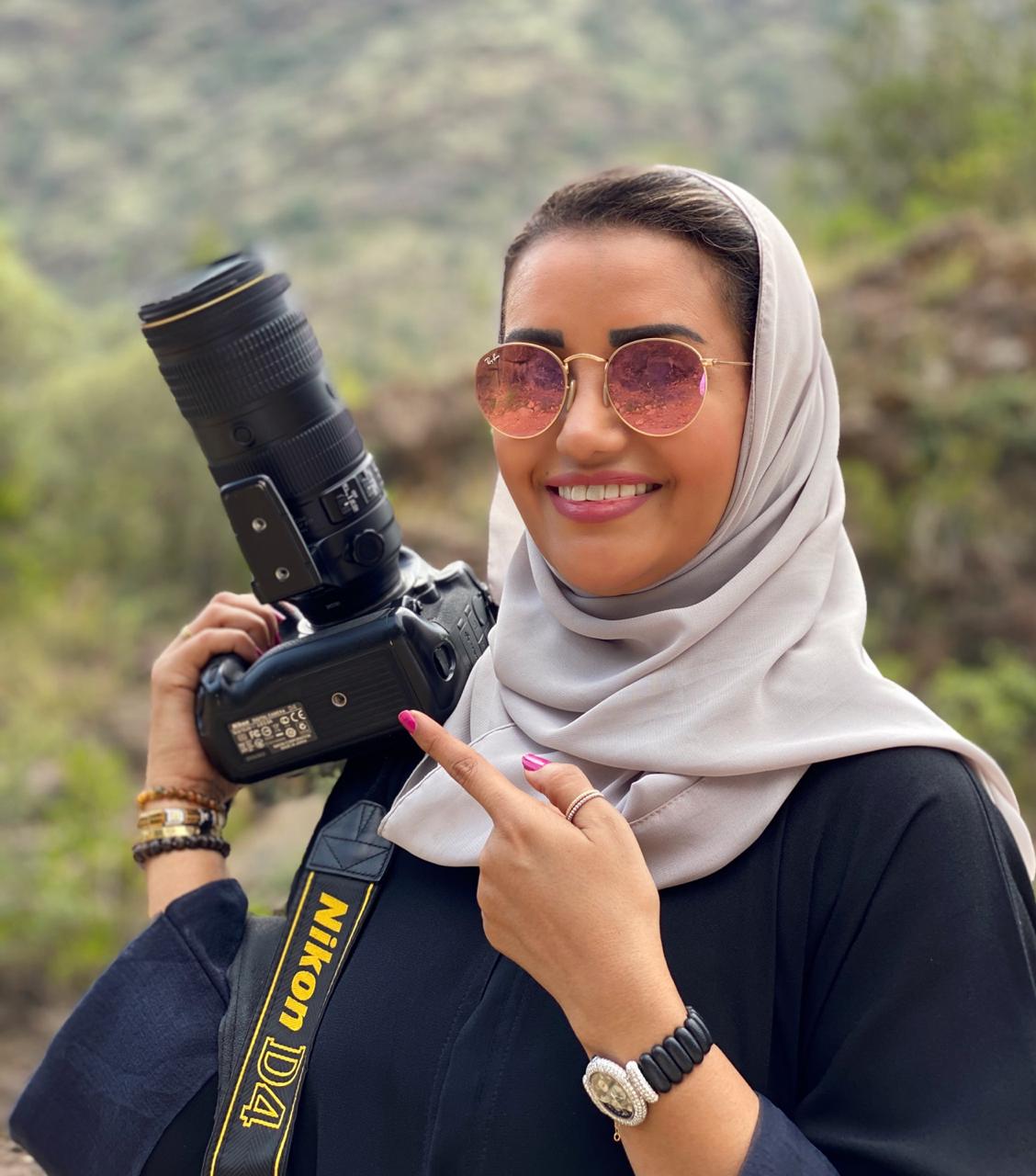 أمانى القحطاني.. جوائز دولية فى التصوير الفوتوغرافي وعلامة تجارية للعطور