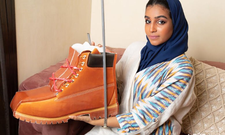 المسعفة السعودية روان محمد تبتكر الحذاء الذكي