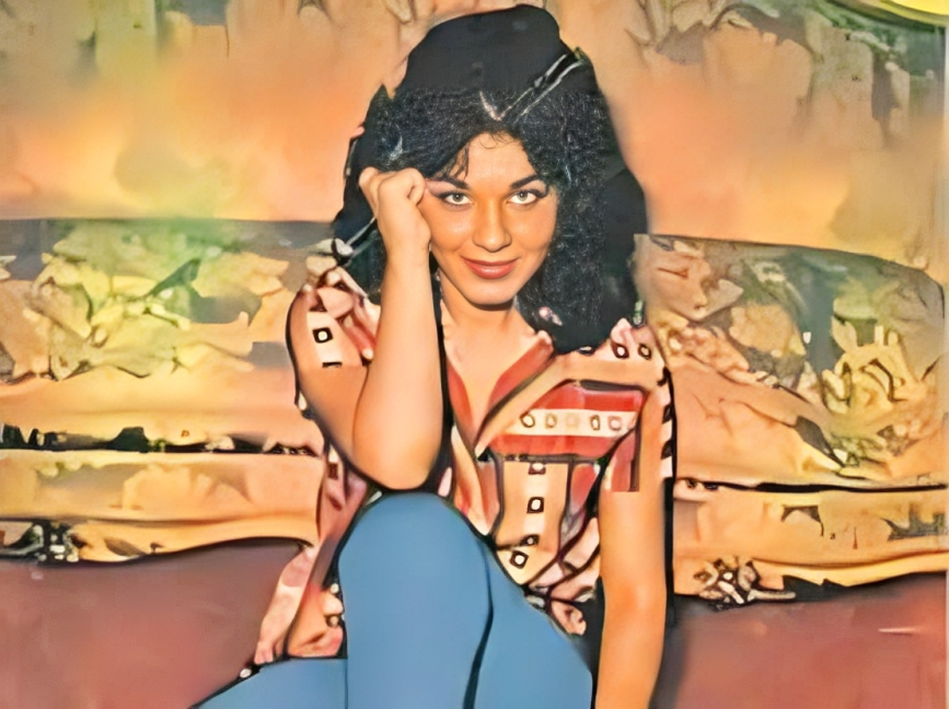 شويكار .. حياتها ومسيرتها الفنية