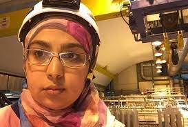 تعتبر الباحثة المصرية شيماء أبو زيد أول امرأة تحصل على الدكتوراه في الفيزياء النووية وتوصلت أبو زيد لعلاج لسرطان الأطفال .