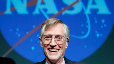 جون ماثر.. كبير علماء الفيزياء الفلكية في مركز جودارد لرحلات الفضاء بناسا